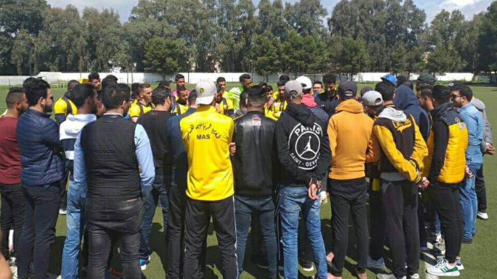 "فاطال تايغرز" تطالب برحيل لاعبي "الماص"..وتردد: "إنهم فعلاً خونة!"