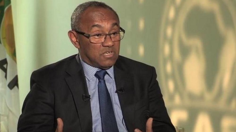 رئيس الكاف يُوضح للمصريين: "أنا مثل المدرب"