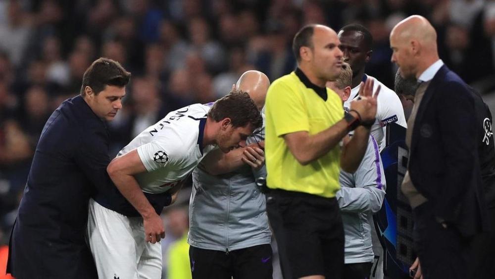 بوتشيتينو يدافع عن قراره في مباراة أياكس