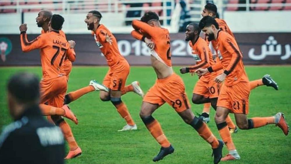 الجامعة تهنئ النهضة البركانية بتأهلها "التاريخي" لنهائي الكونفدرالية