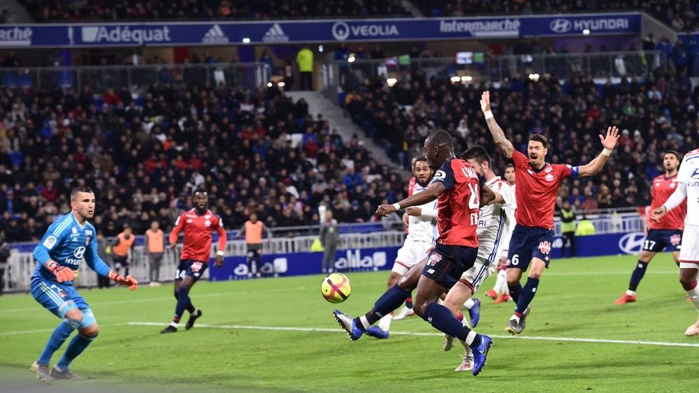 ليل يفرض التعادل على ليون في "مباراة مثيرة"