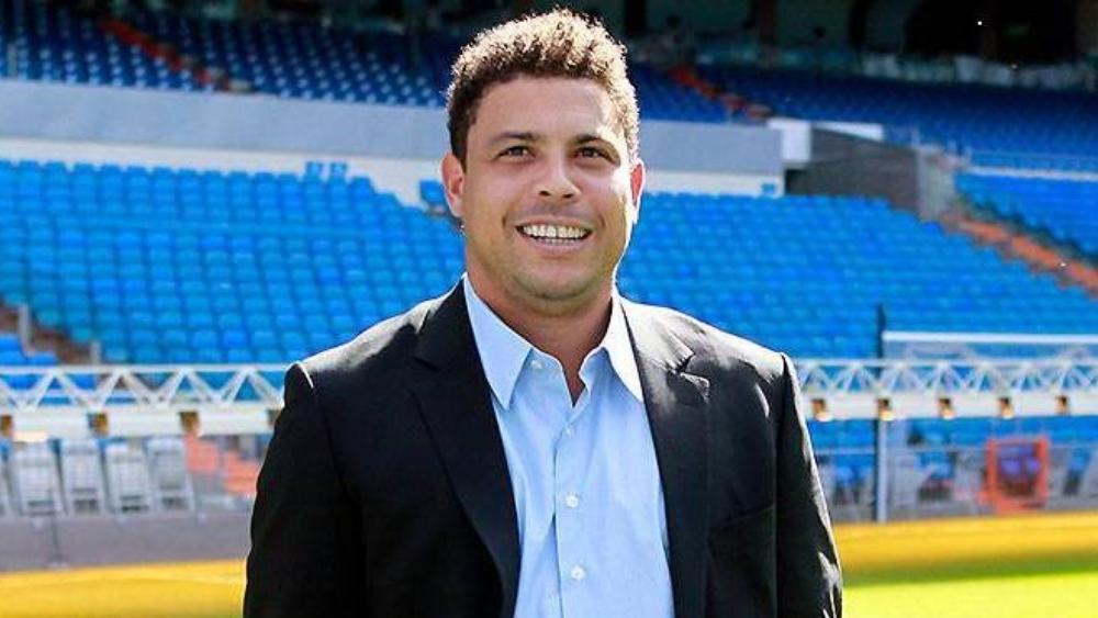 رونالدو ينتقد "دوري السوبر" ويدافع عن برشلونة