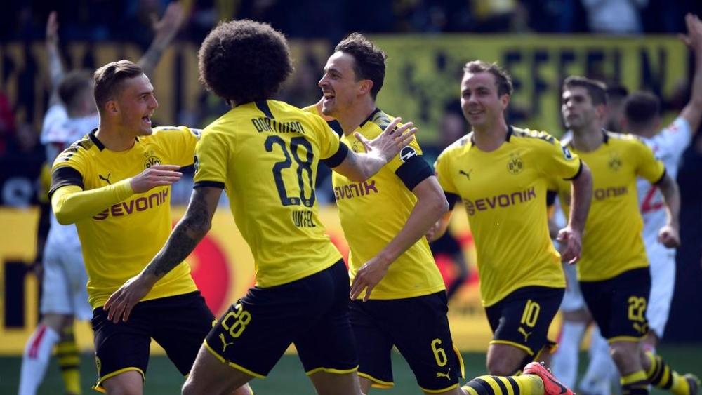 نهاية مثيرة للبوندسليجا بعودة الأمل لحكيمي وبوروسيا دورتموند