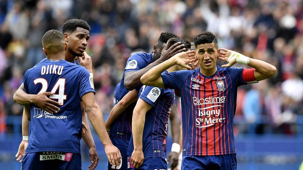 فجر "رجل المباراة" يهز الشباك.. وكان يواصل الصراع من أجل البقاء