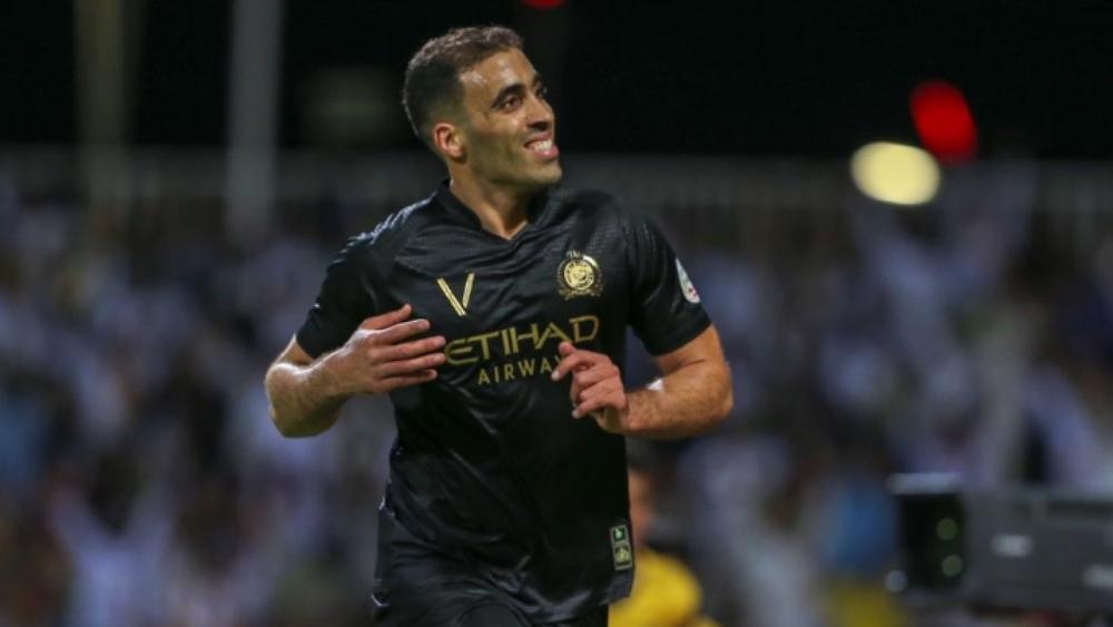 حمد الله يواصل التوهج ويظفر بجائزة جديدة في السعودية