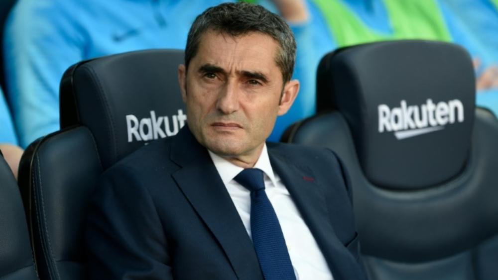 رئيس برشلونة حاسمًا: "فالفيردي هو المدرب الذي نريد"