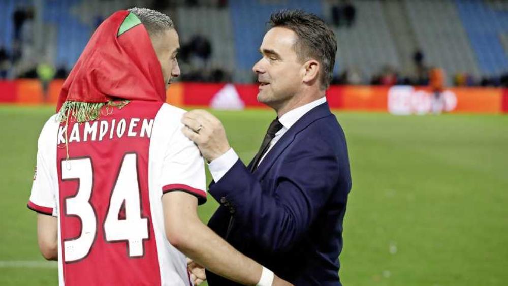 أياكس: "وعدنا زياش بإخراجه من الفريق بصفقة جيدة"