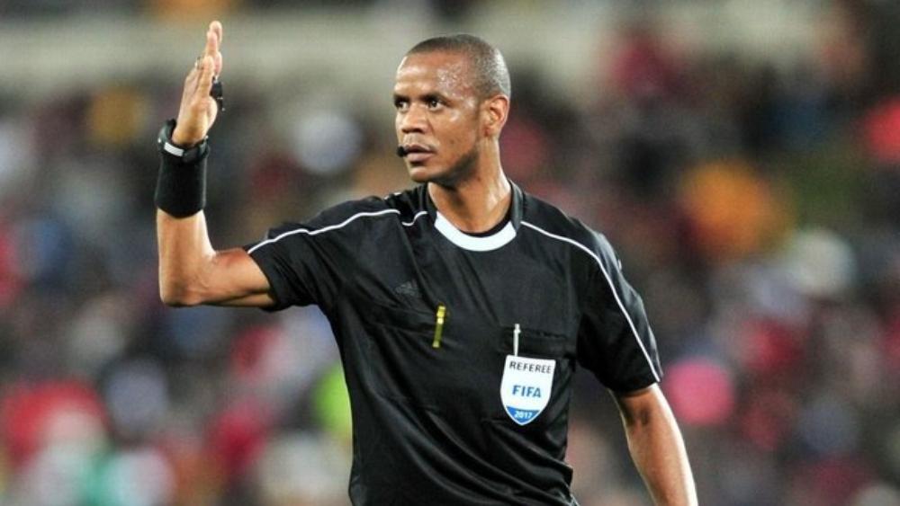 "جاني سيكازوي" حكما لذهاب نهائي الكونفدرالية بين النهضة البركانية و الزمالك