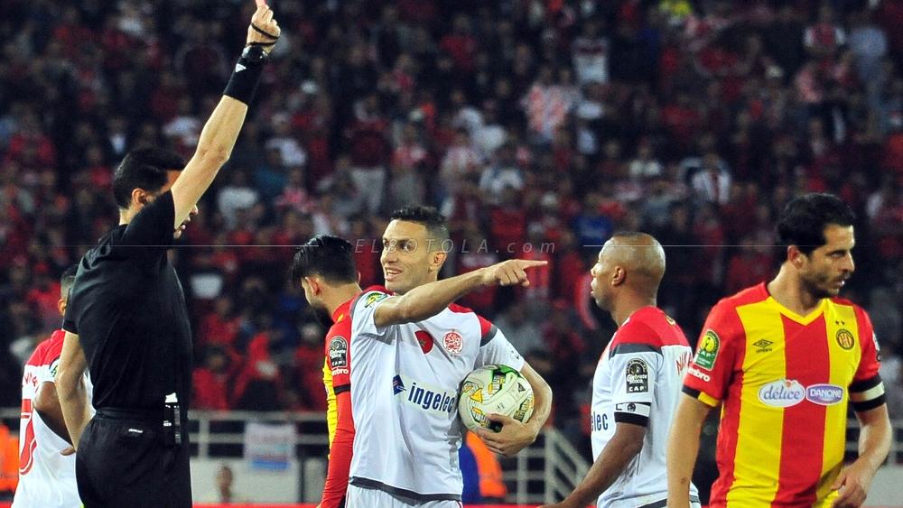 هكذا انتفض طلال و مرباح في وجه بعض المرافقين للترجي و الحكم المصري بعد نهاية المباراة