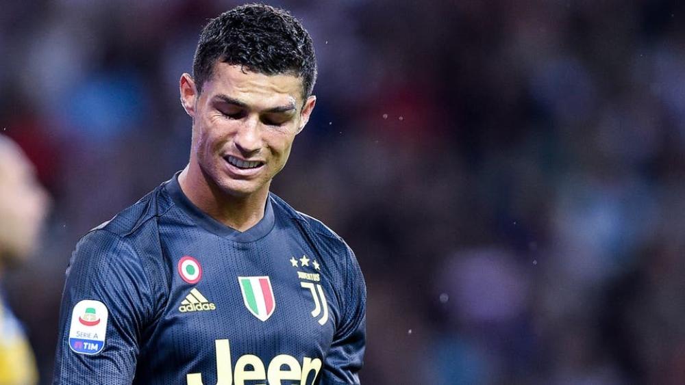 بعد سواريز وميسي.. كوالياريلا عقبة جديدة تعرقل رونالدو