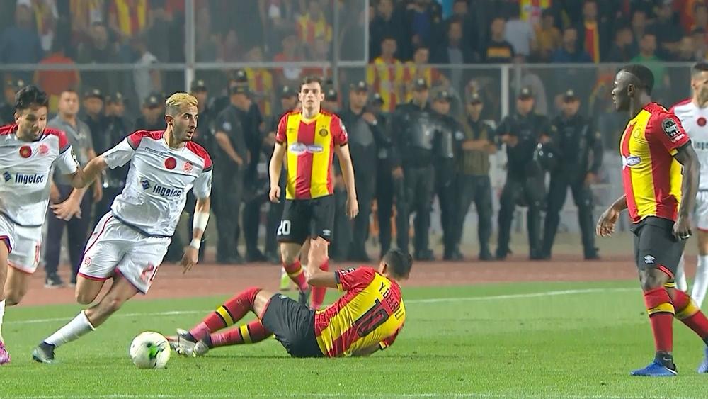 تونسيون: "لا يشرفنا أن نُمثَّل بالترجي بعد هذه الفضيحة في رادس"