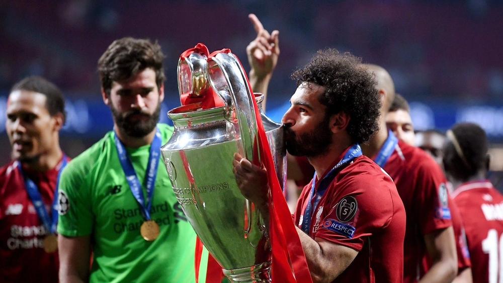 صلاح يدخل تاريخ نهائي "الأبطال" برقم مميز خلف مالديني