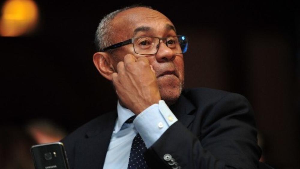 أحمد أحمد: "هدف الوداد صحيح وما حدث يثير الشكوك و يؤكد أن هناك شيئا ليس على ما يرام"