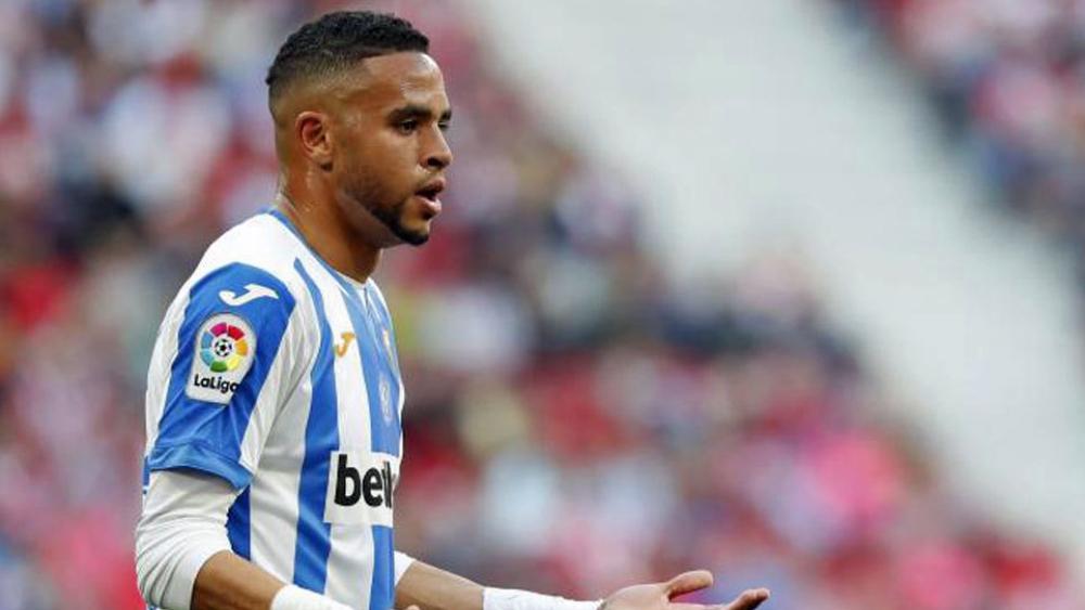 ماركا | الدوري الإنجليزي يُنادي على يوسف النصيري.. ووكيله في الطريق إلى لندن