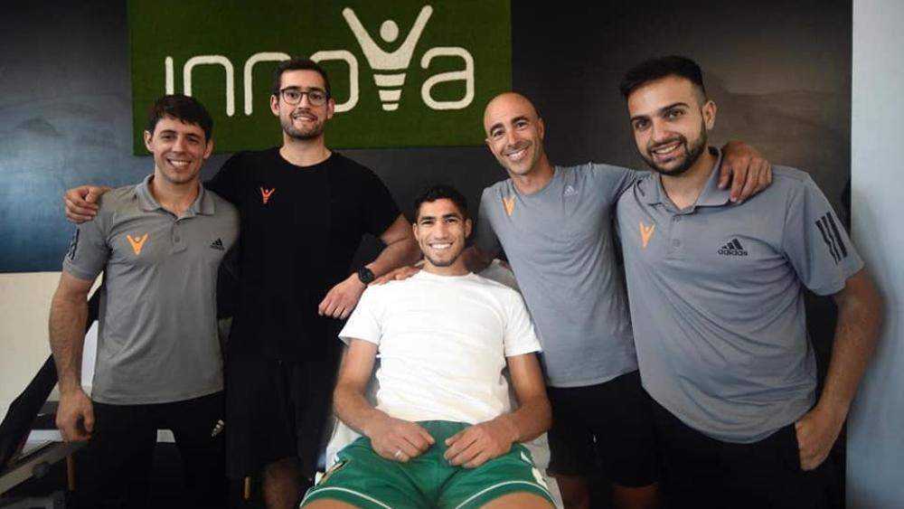 حكيمي يتعافى من الإصابة ويعلن جاهزيته لأمم أفريقيا