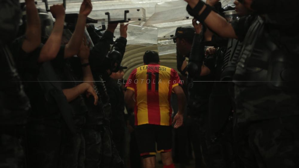 صحيفة تونسية: "عقوبات وغرامات تنتظر الترجي..وإدارة النادي في موقف محرج بخصوص اللاعبين"