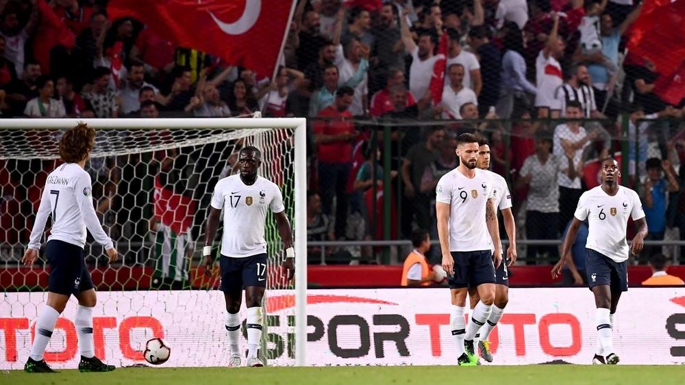 تركيا تطفئ "أنوار" بطل العالم في بلاد الأناضول