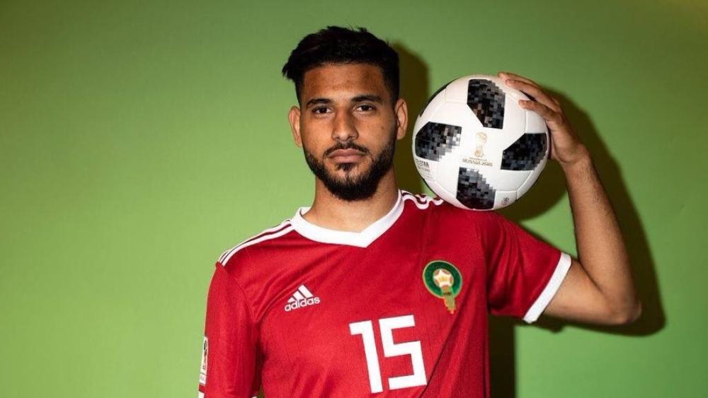 أيت بناصر: "فخور بتمثيل بلدي في كأس إفريقيا للأمم"