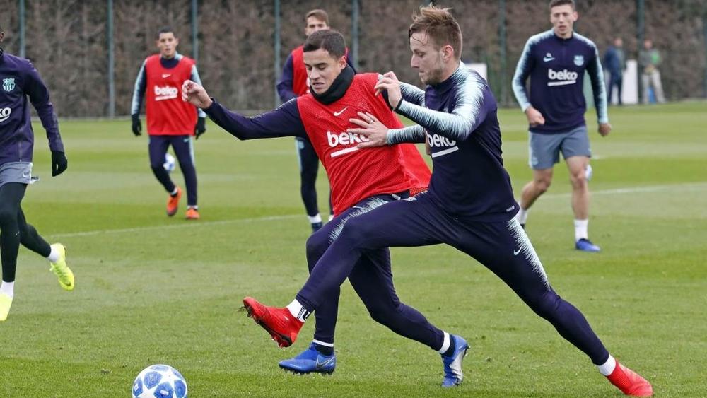 راكيتيتش في طريقه للرحيل.. الكرواتي وكوتينيو مطلوبان في الـ"بريميير ليغ"