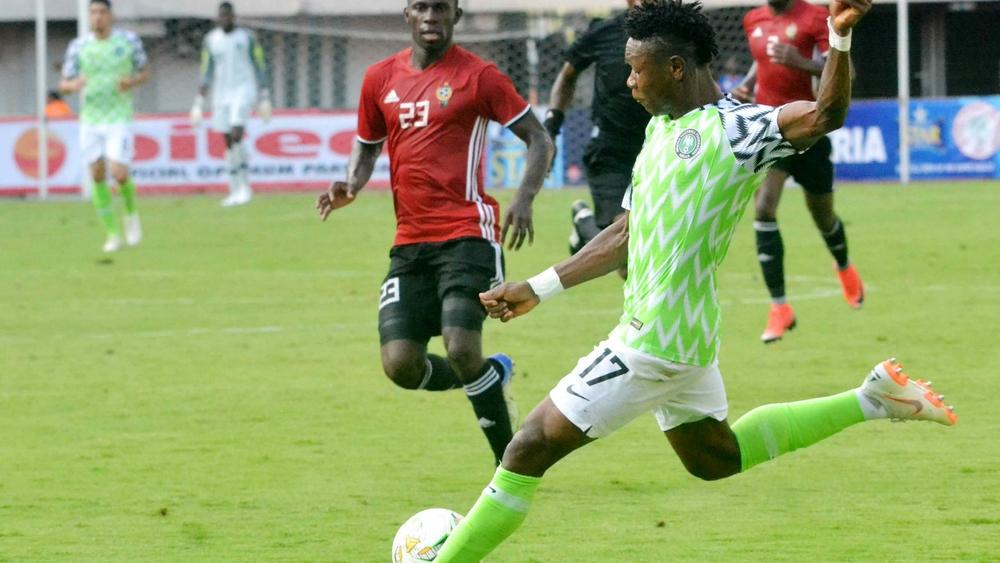 لاعب المنتخب النيجيري يتعرض لأزمة قلبية في التداريب