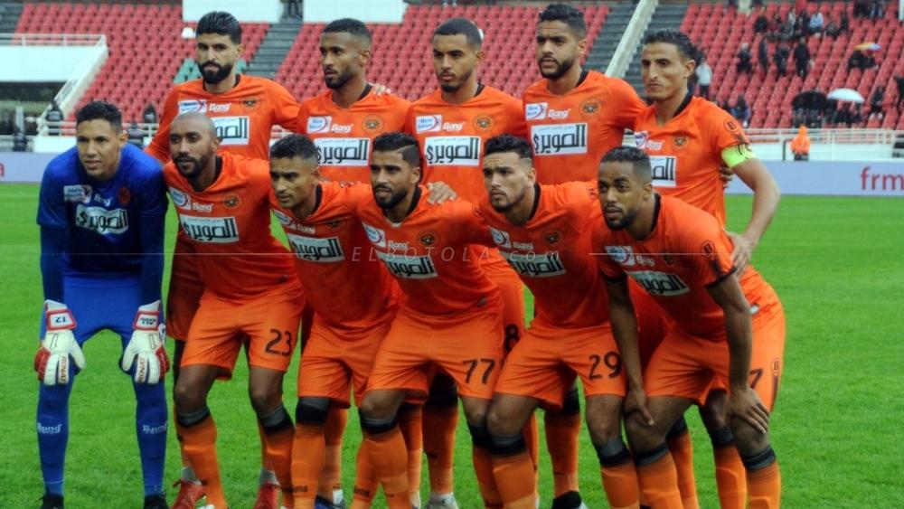 نهضة بركان يُعلن تجديد عقد أحد لاعبيه الأساسيين