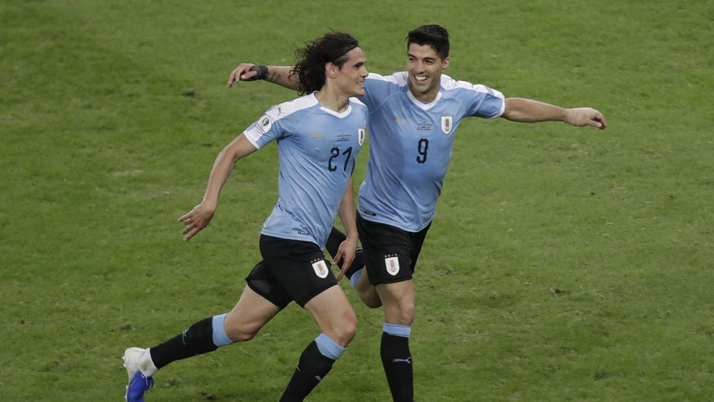 "الشراسة التهديفية".. عنوان "صدام" أوروغواي وبيرو