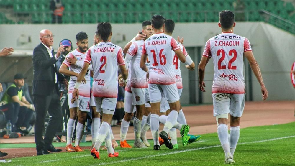 إدارة حسنية أكادير تنجح في تجديد عقد أحد اللاعبين البارزين داخل الفريق