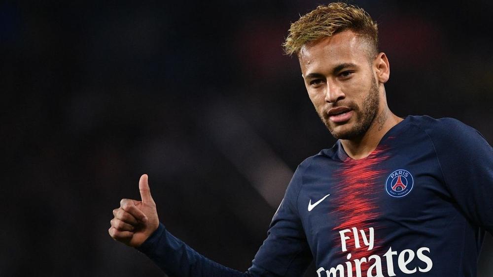 مدرب فريق ألماني: "حجم الأموال في الميركاتو مبالغ فيه.. يجب وضع حدود"