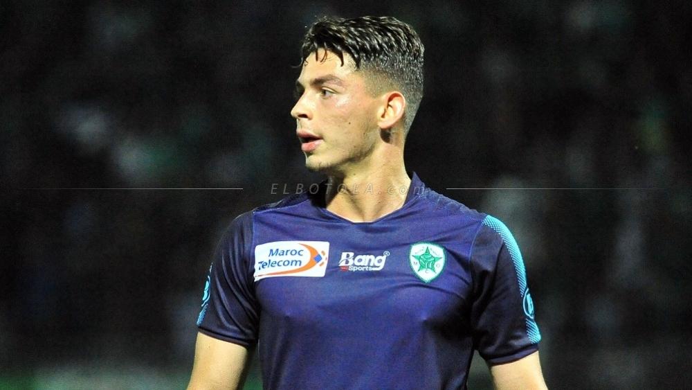 سفيان كركاش اختار فريقه الجديد .. وهذا موعد وصوله إلى المغرب لتوقيع العقد