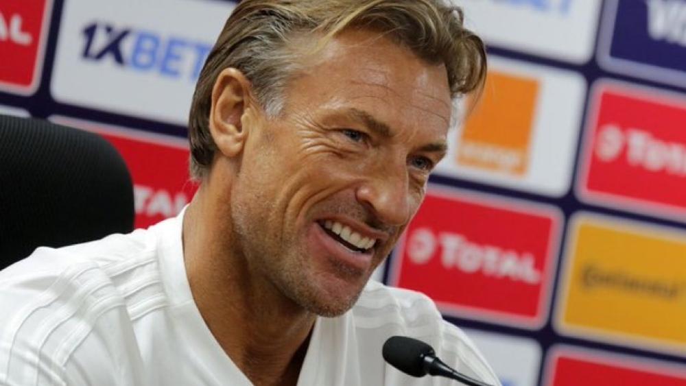 رونار: "هدفنا الرئيسي هو بلوغ نصف النهائي.. وهذه هي المنتخبات المرشحة كالمعتاد"