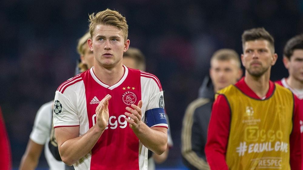 أياكس يرد على يوفنتوس بعد العرض الذي قدمه الفريق لشراء دي ليخت