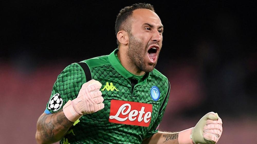 رسميا | نابولي يضم الحارس أوسبينا بعقد دائم