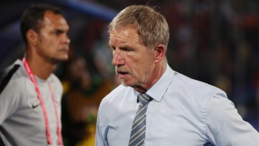 مدرب جنوب أفريقيا لـ"البطولة": فريقي يقدم أفضل أداء في أمم أفريقيا