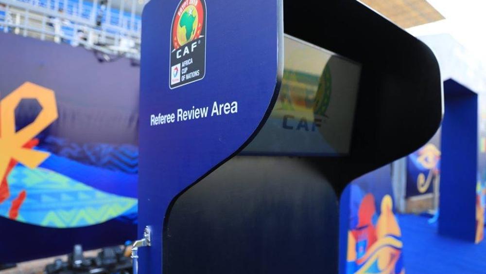 أمم أفريقيا تستقبل الـVAR بالسخرية من "فضيحة" رادس