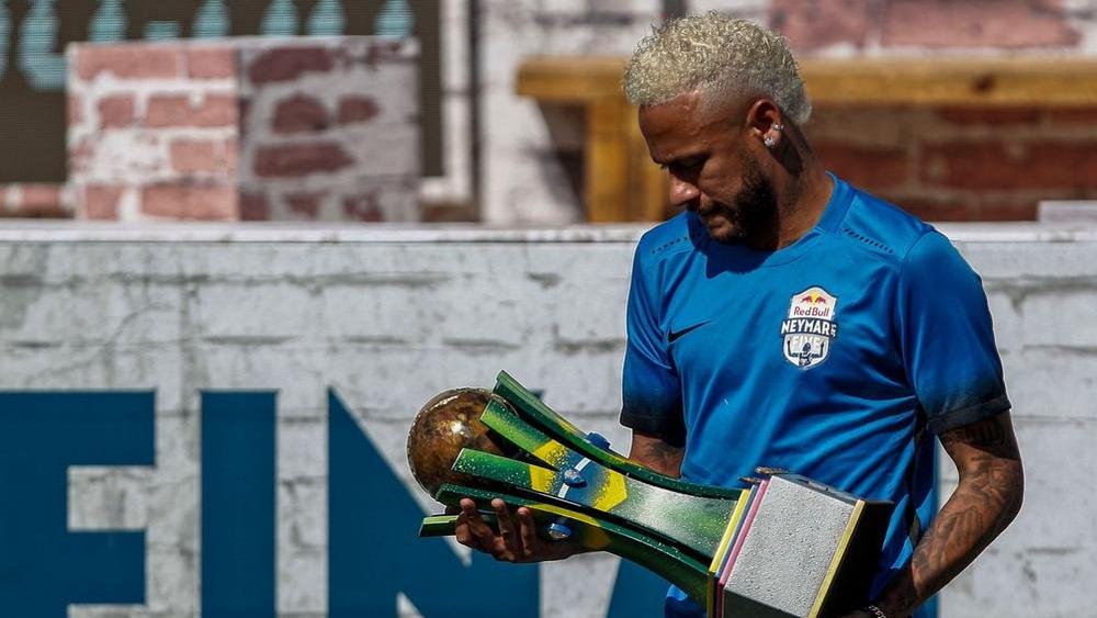 نيمار: "تعافيت من الإصابة بنسبة 100% تقريباً"