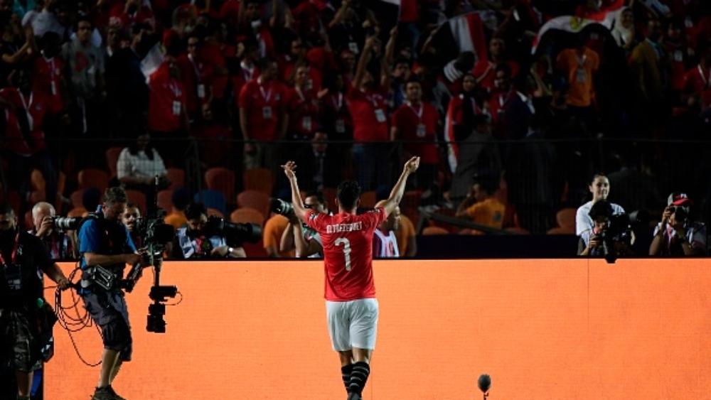 المصري "تريزيجيه" يوقع لأستون فيلا