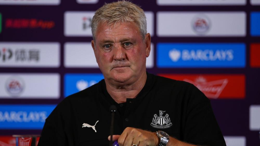 بروس: "لست دمية لرئيس نيوكاسل.. كل ما أريده هو فرصة"