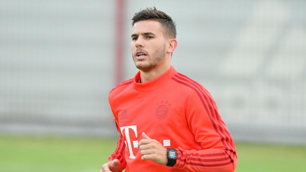 "ركبة" لوكاس هيرنانديز تغيبه عن بايرن ميونخ