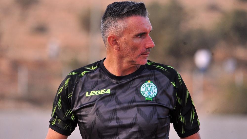 كارتيرون: وقفنا نِدّاً للند أمام ريال بيتيس .. وصنعنا فرصا كثيرة