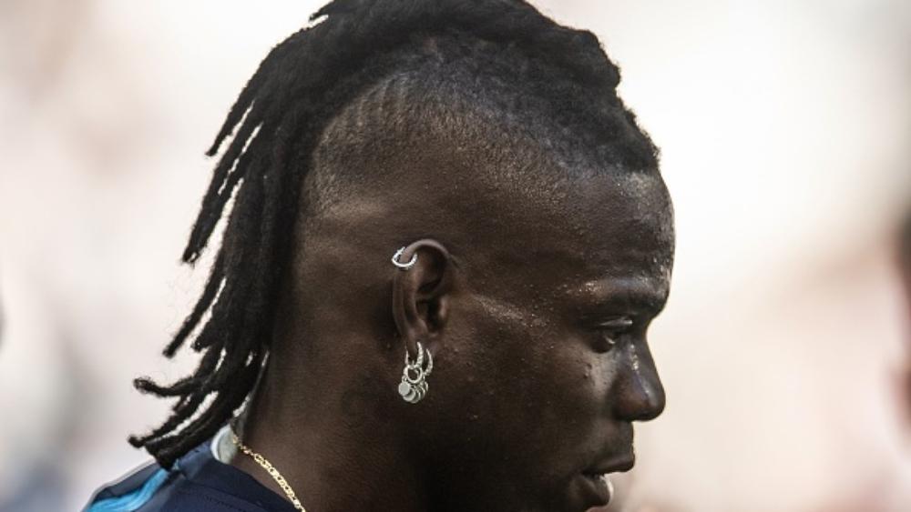 فلامينجو قريب من التعاقد مع ماريو بالوتيلي