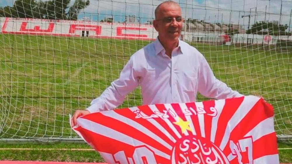 الدراجي: "تشرفت بإلتقاط بعض الصور مع لاعبي "وداد الأمة" في مقر النادي العريق"