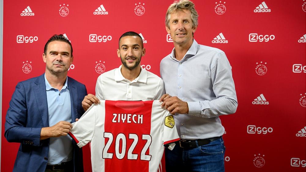 رسمياً: زياش يمدد عقده مع أياكس أمستردام لغاية 2022