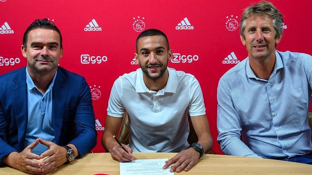 زياش بعد التمديد: "فخور بأن أكون لاعباً لأياكس أمستردام"