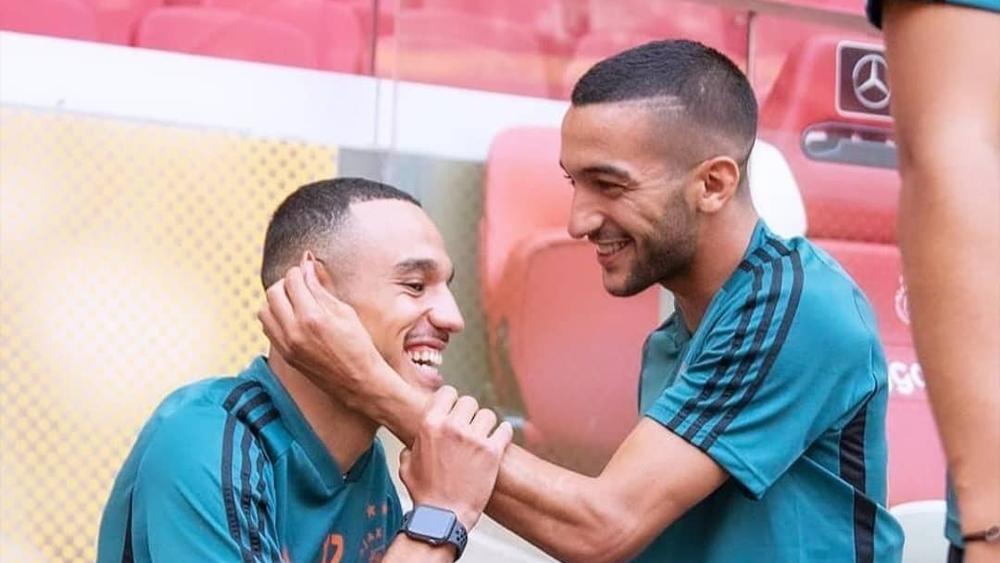 حكيم زياش ومزراوي أساسيان أمام إيمين في الجولة الثانية من الدوري الهولندي