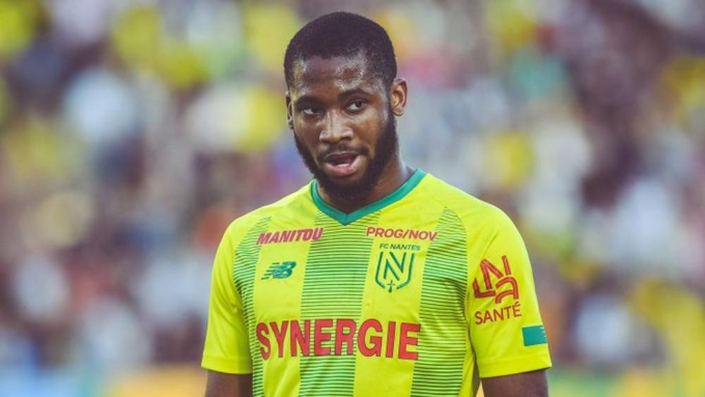 نانت يعلن إصابة لاعبه بقطع في الرباط الصليبي