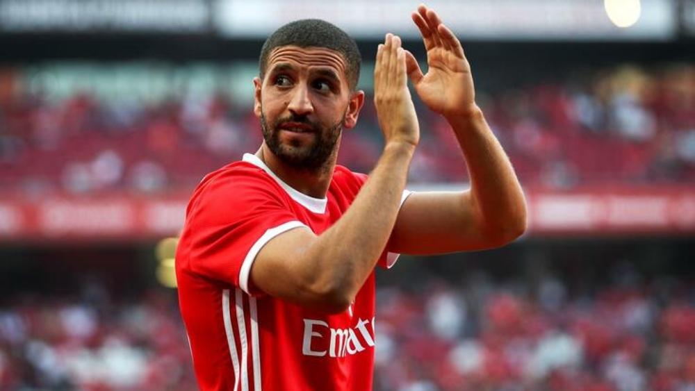 تاعرابت سيعود للعب دوليًا بعد غيابٍ دام 5 سنوات.. ومدرب بنفيكا يُبرز مدى أهميته في الفريق