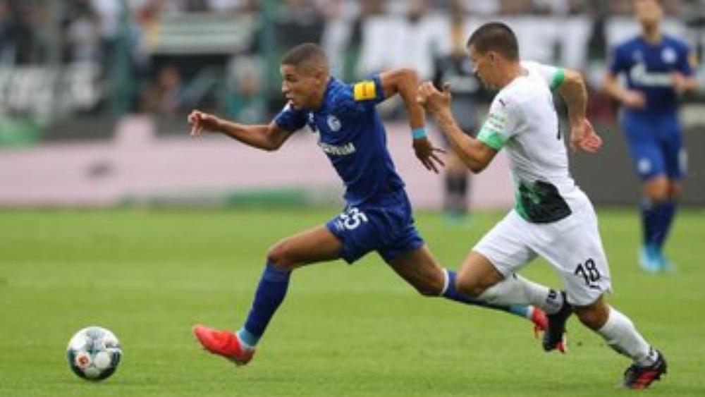 حاريث يلعب 90 دقيقة في الجولة الأولى.. وشالكه يكتفي بالتعادل أمام مونشنجلادباخ