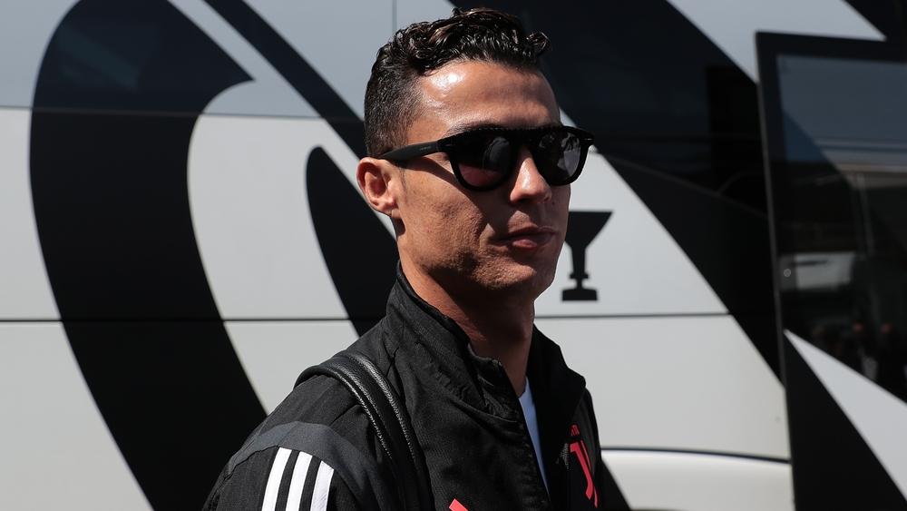 رونالدو: "دخلت تاريخ كرة القدم ضمن الأفضل على الإطلاق"