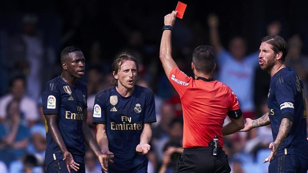 رسميا | إيقاف لوكا مودريتش لمباراة واحدة