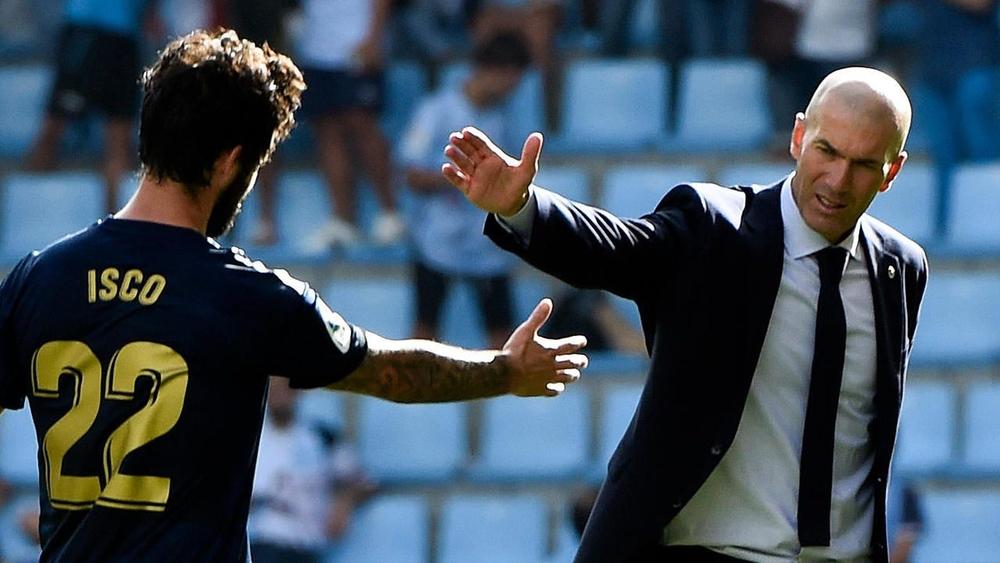 قائمة ريال مدريد لمواجهة بلد الوليد.. زيدان يستبعد ميندي وأودريوزولا وماريانو